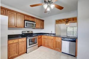 2006 Lakeview Drive W, Royal Palm Beach, FL 33411 - MLS#R11150948