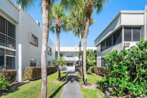 566 Flanders L 566, Delray Beach, FL 33484 - MLS#R11150952