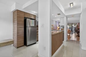 7547 NW 79th Avenue 212, Tamarac, FL 33321 - MLS#R11150972