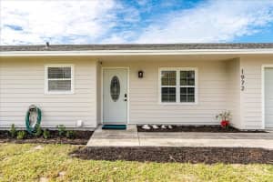 1972 SE Esterbrook Street, Port Saint Lucie, FL 34983 - MLS#R11150978