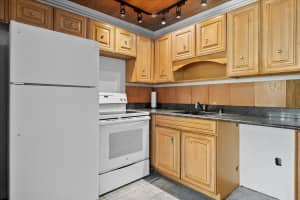 412 Sheffield Q, West Palm Beach, FL 33417 - MLS#R11151001