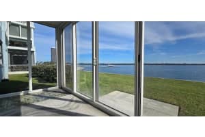 60 Yacht Club Drive 103, North Palm Beach, FL 33408 - MLS#R11151013