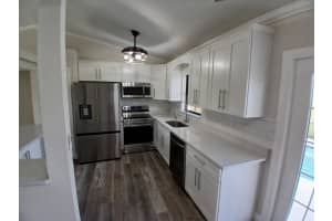 2358 SE Heathwood Circle, Port Saint Lucie, FL 34952 - MLS#R11151015