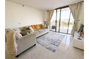 290 174th Street 503, Sunny Isles Beach, FL 33160 - MLS#R11151024