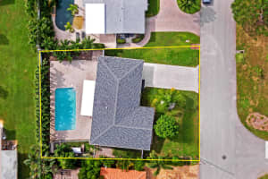 912 SE 8th Court, Deerfield Beach, FL 33441 - MLS#R11151036