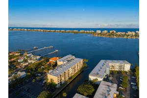 896 N Federal Highway 322, Lantana, FL 33462 - MLS#R11151040