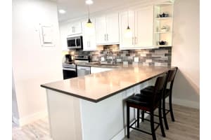 1360 NW 19th Terrace 202, Delray Beach, FL 33445 - MLS#R11151044