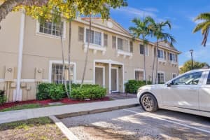 5961 London Lane, Tamarac, FL 33321 - MLS#R11151054