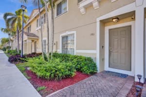 5961 London Lane, Tamarac, FL 33321 - MLS#R11151054