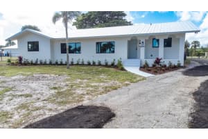 4003 S Indian River Drive, Fort Pierce, FL 34982 - MLS#R11151056