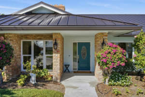 5201 SE Burning Tree Circle, Stuart, FL 34997 - MLS#R11151094