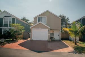 5884 Dewberry Way, West Palm Beach, FL 33415 - MLS#R11151112