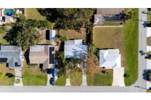 477 SE Asbury Lane, Port Saint Lucie, FL 34983 - MLS#R11151114