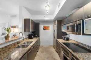 550 Okeechobee Boulevard 1407, West Palm Beach, FL 33401 - MLS#R11151117