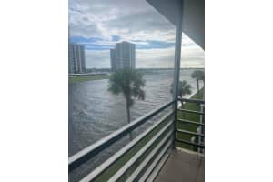 20 Yacht Club Drive 405, North Palm Beach, FL 33408 - MLS#R11151126