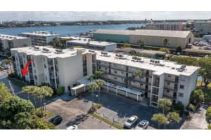 890 N Federal Highway 103, Lantana, FL 33462 - MLS#R11151142