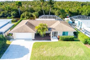 308 Holly Avenue, Port Saint Lucie, FL 34952 - MLS#R11151154