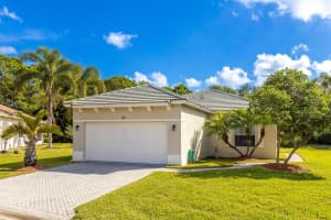 311 SW Coconut Key Way, Port Saint Lucie, FL 34986 - MLS#R11151237
