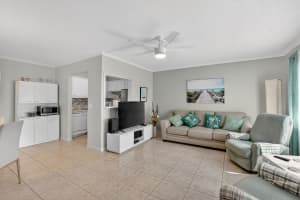 1034 Ashby D 1034, Deerfield Beach, FL 33442 - MLS#R11151263