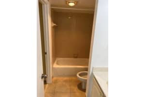 1256 S Military Trail 911, Deerfield Beach, FL 33442 - MLS#R11151266