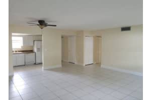 720 N Dixie Highway 202, Lantana, FL 33462 - MLS#R11151296