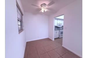 402 Lake Shore Drive 109, Lake Park, FL 33403 - MLS#R11151303