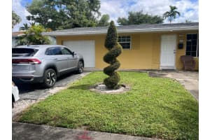 621 68 Avenue, Pembroke Pines, FL 33023 - MLS#R11151312
