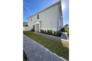 317 Crossoak Lane, Port Saint Lucie, FL 34984 - MLS#R11151402