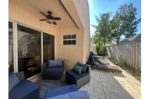 28 Governors Court, Palm Beach Gardens, FL 33418 - MLS#R11151442