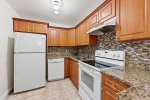 490 Nw 20th Street 316, Boca Raton, Fl 33431, Boca Raton