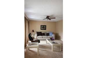 1458 Lawnwood Circle, Fort Pierce, FL 34950 - MLS#R11151604