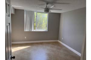 1000 Scotia Drive, Hypoluxo, FL 33462 - MLS#R11151609