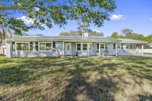 5201 Seagrape Drive, Fort Pierce, FL 34982 Sold 02/13/26