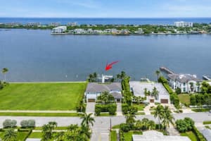 2100 Notre Dame Drive, Lake Worth Beach, FL 33460 - MLS#R11151945