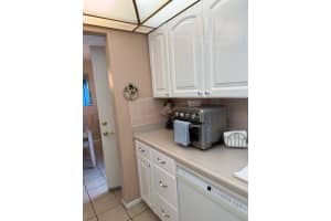 725 Lori Drive, Palm Springs, FL 33461 - MLS#R11151959