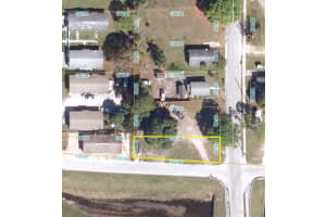 2302 Canal Terrace, Fort Pierce, FL 34950 - MLS#R11151980