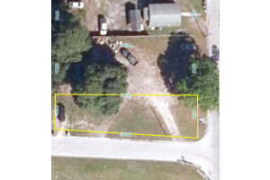 2302 Canal Terrace, Fort Pierce, FL 34950 - MLS#R11151980