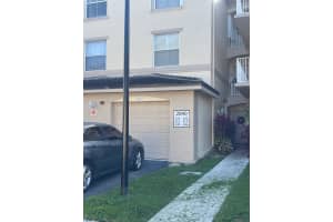 2080 Greenview Shores Boulevard, Wellington, FL 33414 - MLS#R11152013