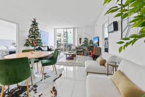 550 Okeechobee Boulevard, West Palm Beach, FL 33401 - MLS#R11152027