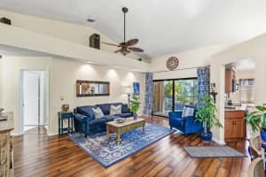 2202 Aspen Way, Boynton Beach, FL 33436 - MLS#R11152059