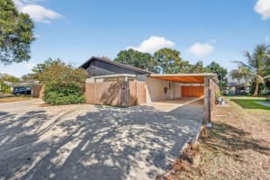 5785 Se Collins Avenue, Stuart, Fl 34997, Stuart