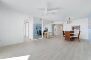 896 Federal Highway, Lantana, FL 33462 - MLS#R11152073