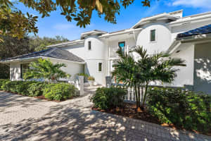 18385 Village Circle, Jupiter, FL 33469 Sold 02/20/26