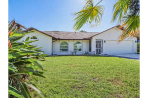 113 Larchmont Terrace, Sebastian, FL 32958 - MLS#R11152106