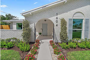 1604 Seabrook Road, Tequesta, FL 33469 - MLS#R11152175