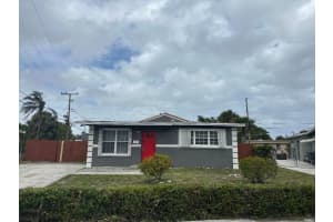 1333 10th Street, West Palm Beach, Fl 33401, West Palm Beach