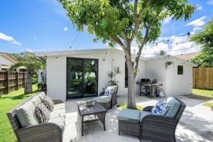 363 Glouchester Street, Boca Raton, FL 33487 - MLS#R11152327