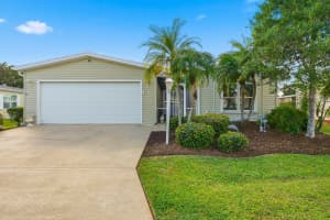 8121 9th Hole Drive, Port Saint Lucie, FL 34952 - MLS#R11152410