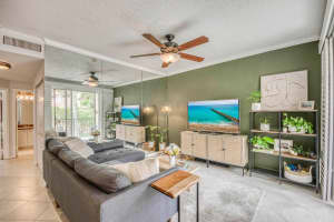 1805 Flagler Drive, West Palm Beach, FL 33407 - MLS#R11152412