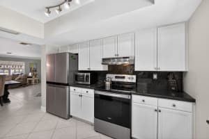 8218 Elizabeth Avenue, Palm Beach Gardens, FL 33418 - MLS#R11152544